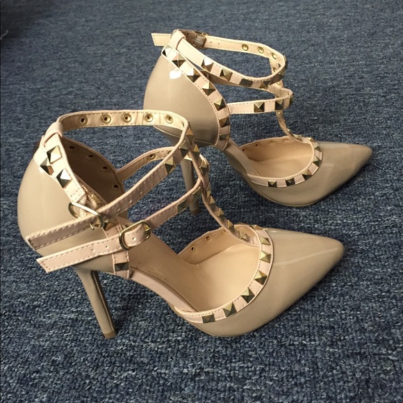 WILD DIVA Shoes - High Heels (Natural/Nude) Size 6 1/2